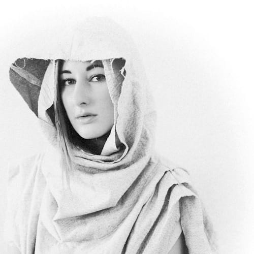 Zola Jesus - Diamonds (Rihanna Cover)
