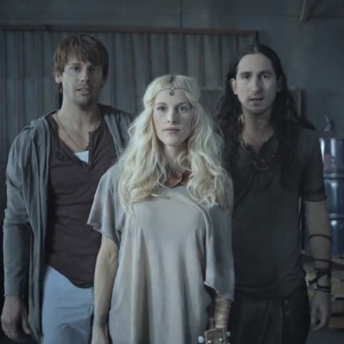 Walk off the Earth - Red Hands