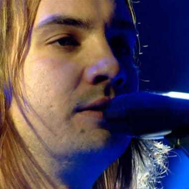 Tame Impala Perform "Feels Like We Only Go Backwards"