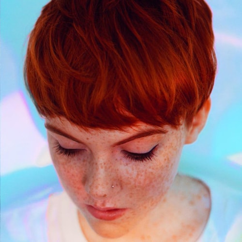 Chlöe Howl - No Strings