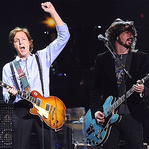 Paul McCartney and Nirvana Perform "Cut Me Some Slack"