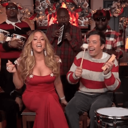 Mariah Carey & The Roots - All I Want For Christmas Is You (Live on Jimmy Fallon)