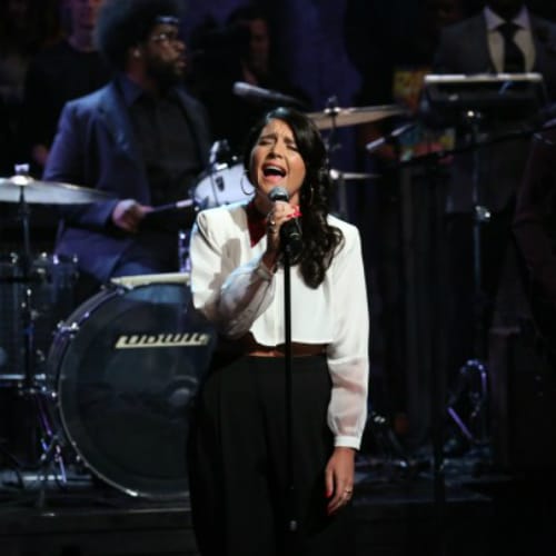Jessie Ware & The Roots - Wildest Moments (Live on Jimmy Fallon)