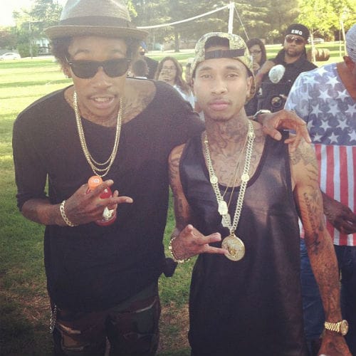 Tyga featuring Wiz Khalifa & Mally Mall – Molly 