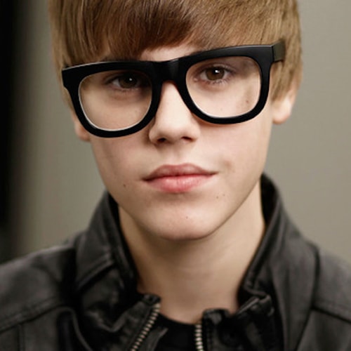 Justin Bieber says Black Keys Drummer Should Be "Slapped Around"