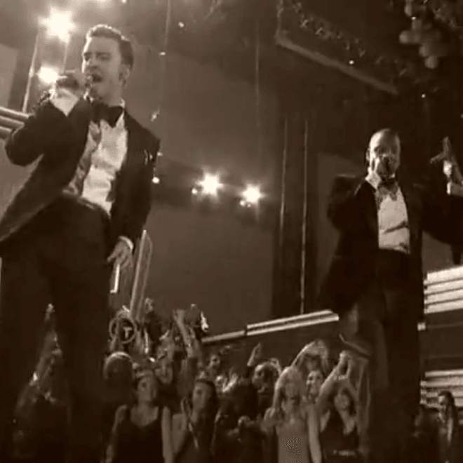 Justin Timberlake & Jay-Z - Suit & Tie (Live @ The Grammys)