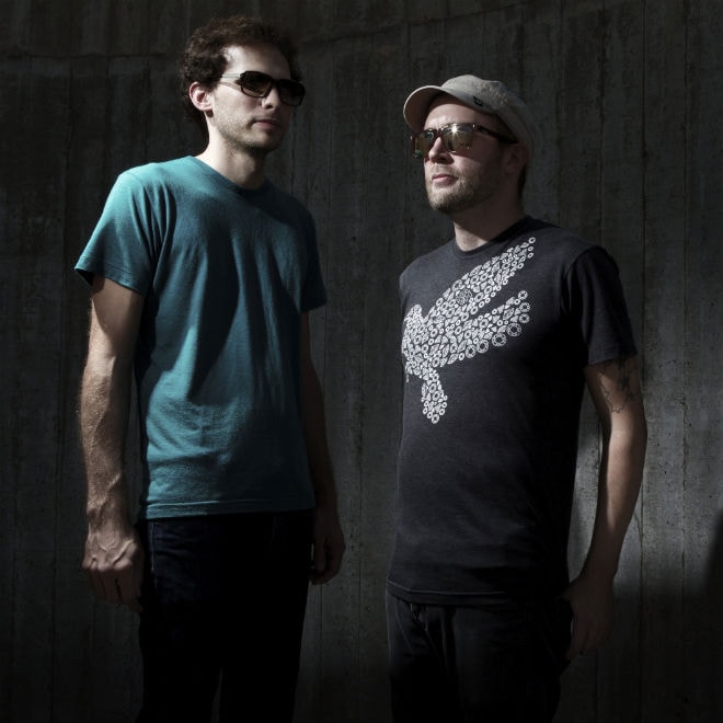 The Hood Internet - So Many Climaxes (Usher x Toro Y Moi)