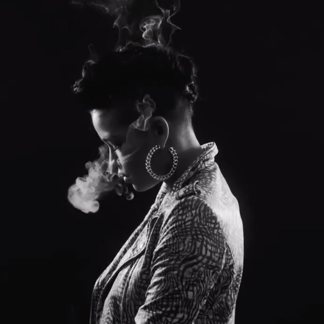 Cassie featuring Rick Ross - Numb