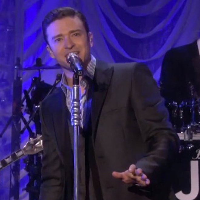 Justin Timberlake Performs “Mirrors” on Ellen