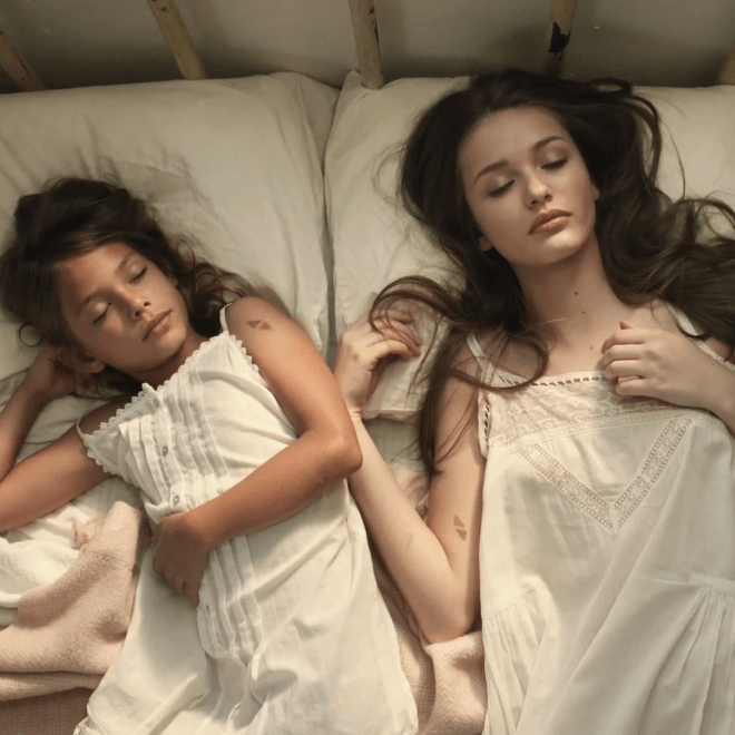 Avicii featuring Aloe Blacc - Wake Me Up