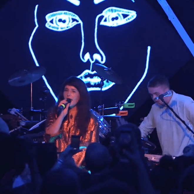 Disclosure featuring Jessie Ware - Confess To Me (Live at the Boiler Room)