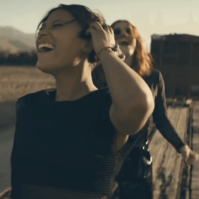 Icona Pop - Girlfriend