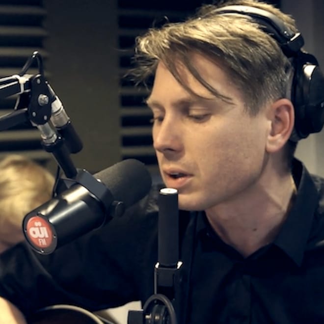 Grimes - Oblivion (Franz Ferdinand Cover)