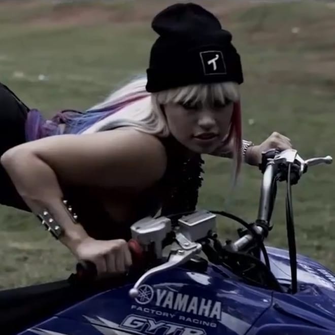 Gucci Mane featuring Chief Keef - Darker