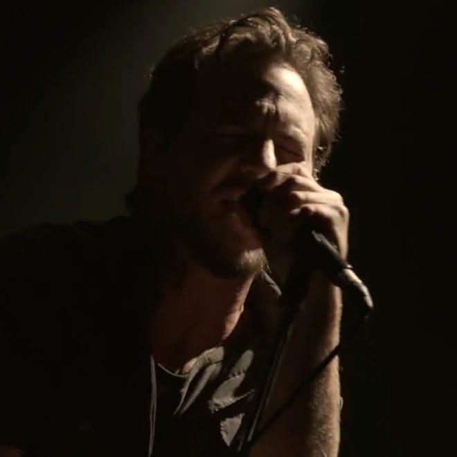 Pearl Jam – Mind Your Manners