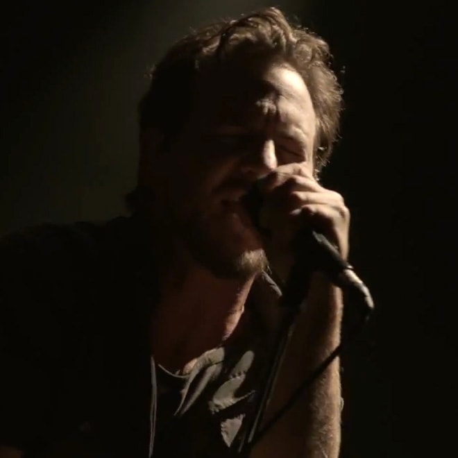 Pearl Jam – Mind Your Manners
