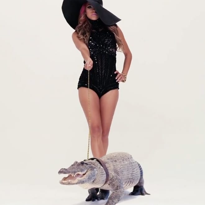 Vali featuring Wiz Khalifa - Dimes