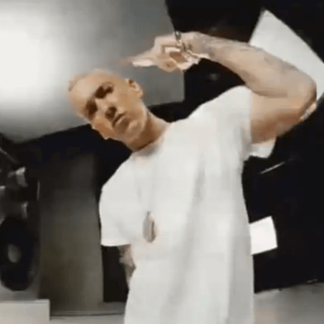 Eminem – Berzerk (Video Teaser) 