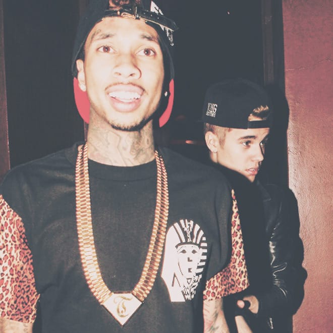 Justin Bieber featuring Tyga – Wait A Minute 