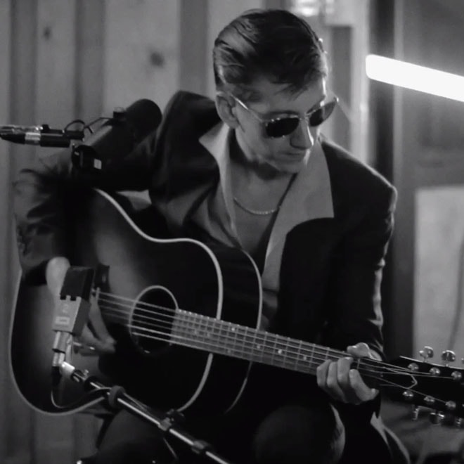 Arctic Monkeys Perform “Why’d You Only Call Me When You’re High” Acoustic at Avatar Studios