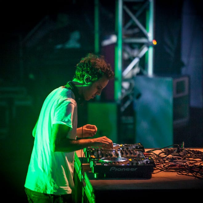 Listen to Four Tet's 8-Hour Mix & His Unreleased Collabo with Burial