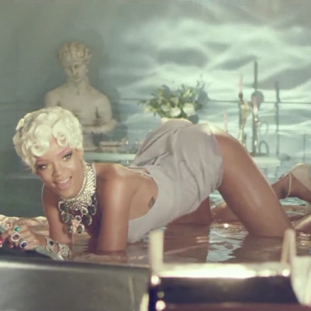 Rihanna - Pour It Up (Behind The Scenes)
