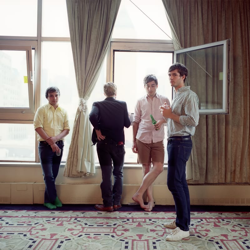 Grizzly Bear - Listen and Wait