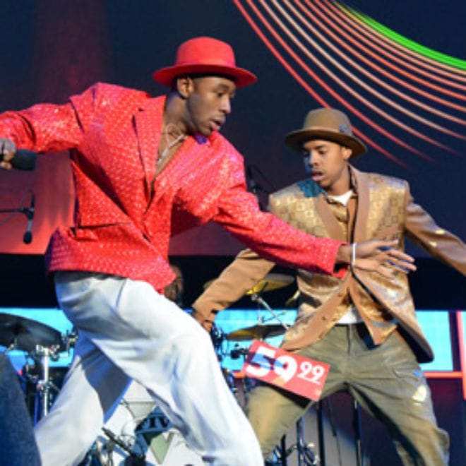 EarlWolf (Tyler, the Creator x Earl Sweatshirt) - Garbage (Live @ VGX 2013)