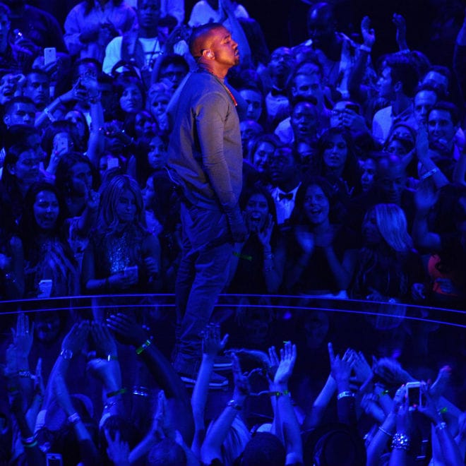 Kanye West Discusses Breaking Down Barriers, Michael Jackson, Issues with Louis Vuitton/Nike