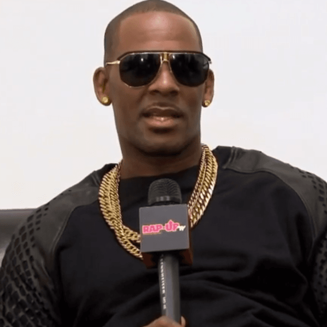 R. Kelly to Release Christmas Album