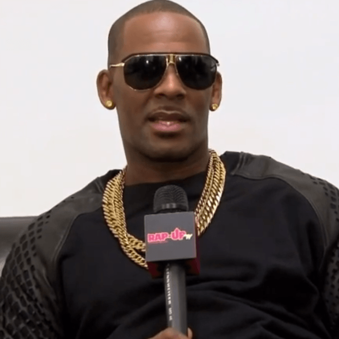 R. Kelly to Release Christmas Album
