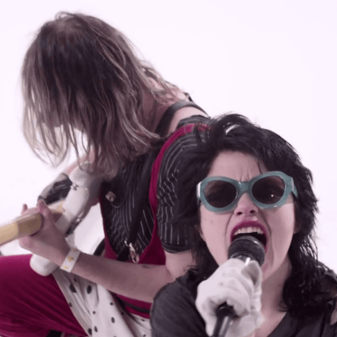 Sky Ferreira & Ariel Pink - My Molly