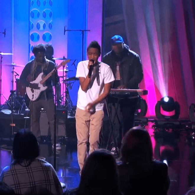 The Internet - Dontcha (Live on The Queen Latifah Show)