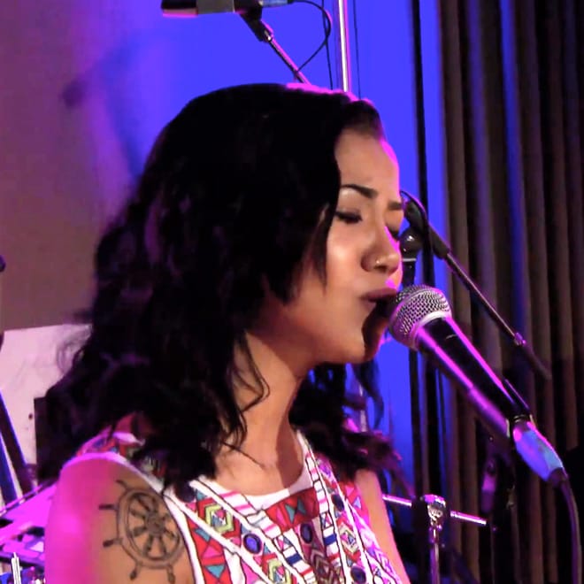 Jhené Aiko and Sampha Perform Live at Future Festival