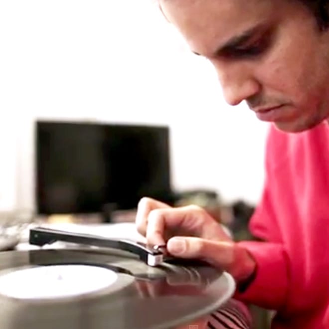 Watch Four Tet Recreate Michael Jackson's "Thriller" Live in 10 Minutes