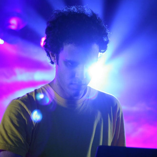 Percussions (aka Four Tet) - Sext