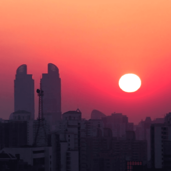 Take a Trip Through Shanghai in College's Video "Les Automates"