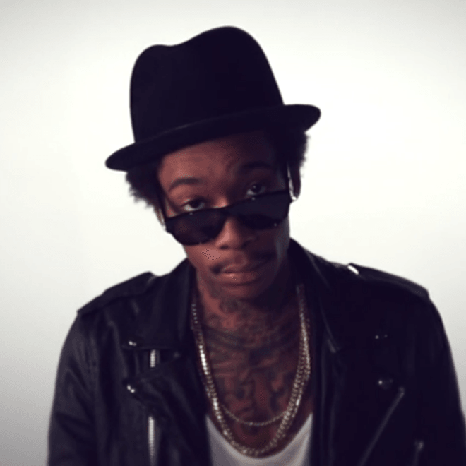 Wiz Khalifa featuring Problem - Smokin Drink