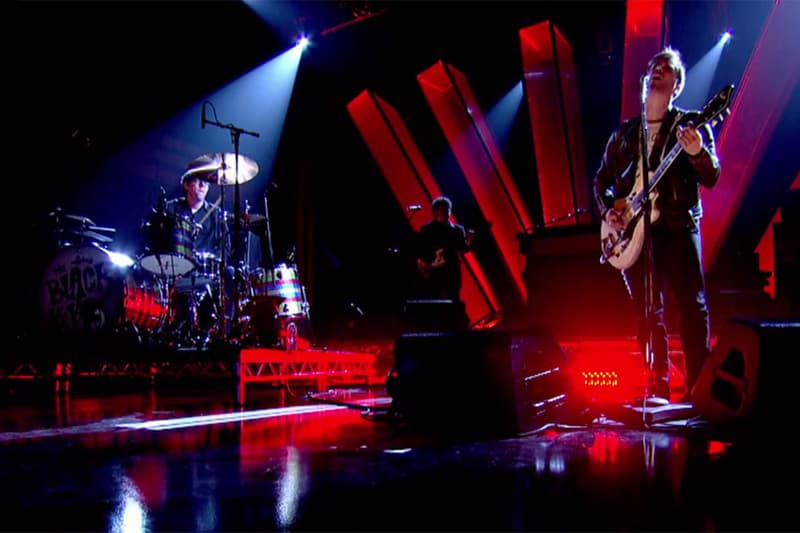 The Black Keys Coldplay Damon Albarn Perform Live On Later
