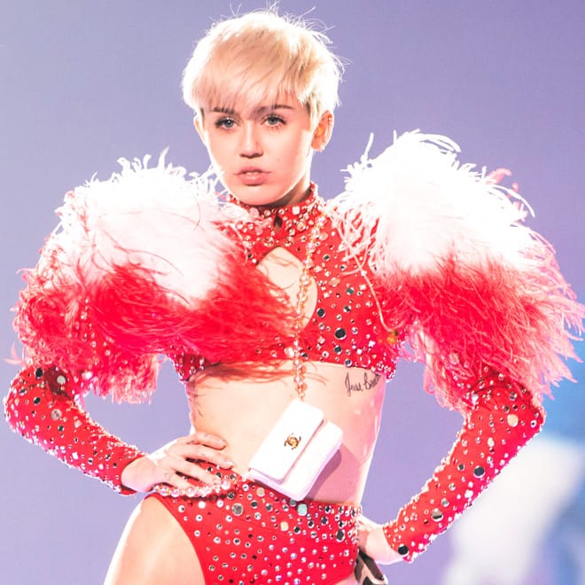 Miley Cyrus Covers "Lucy In The Sky With Diamonds" With The Flaming Lips