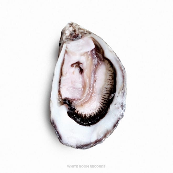 Premiere: Pearl - I Know