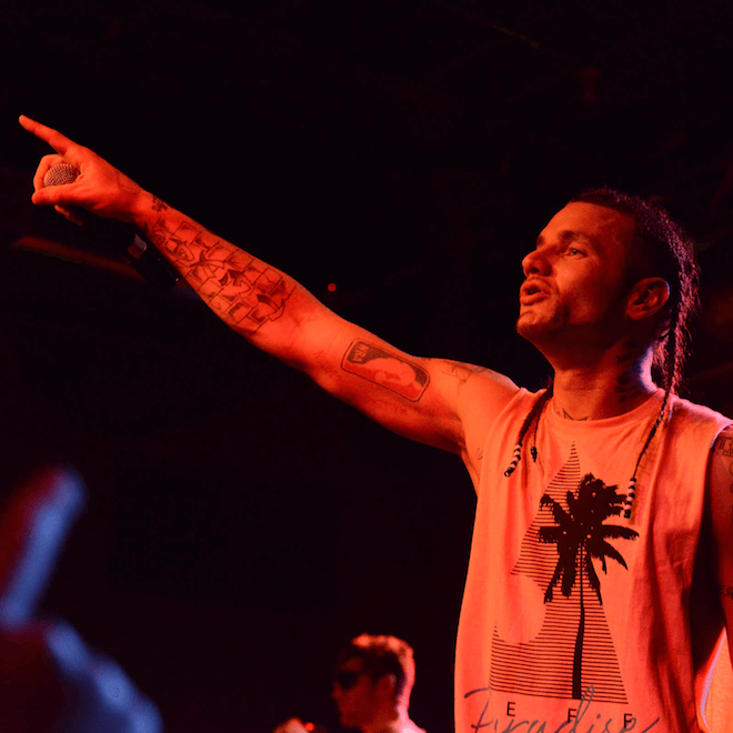 Riff Raff featuring Wiz Khalifa – Versace Python