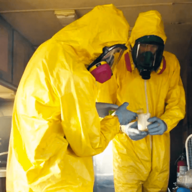 Steve Aoki featuring Machine Gun Kelly - Free the Madness