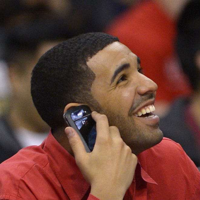 Drake to Promote New BlackBerry Device