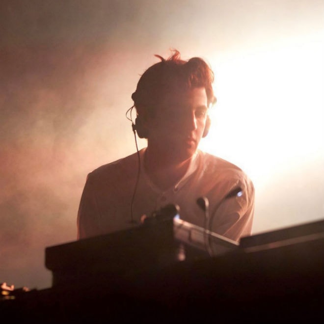 Jamie xx - All Under One Roof Raving
