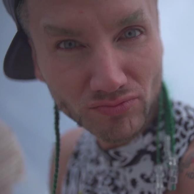 RiFF RAFF - iNTRODUCiNG THE iCON