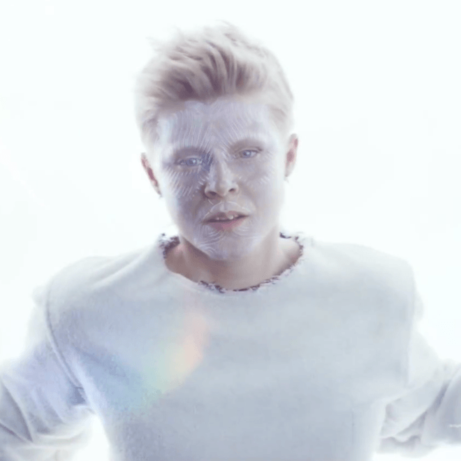 Röyksopp & Robyn - Monument