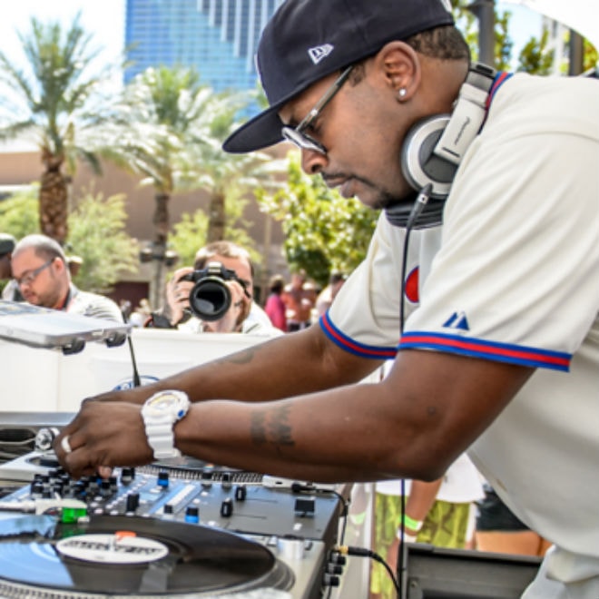 Watch Will Smith and DJ Jazzy Jeff Reunite on Stage to Perform "Summertime” and “Jump On It”