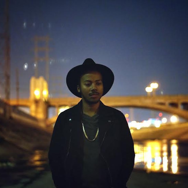 PREMIERE: A.J. Crew - Who Knew