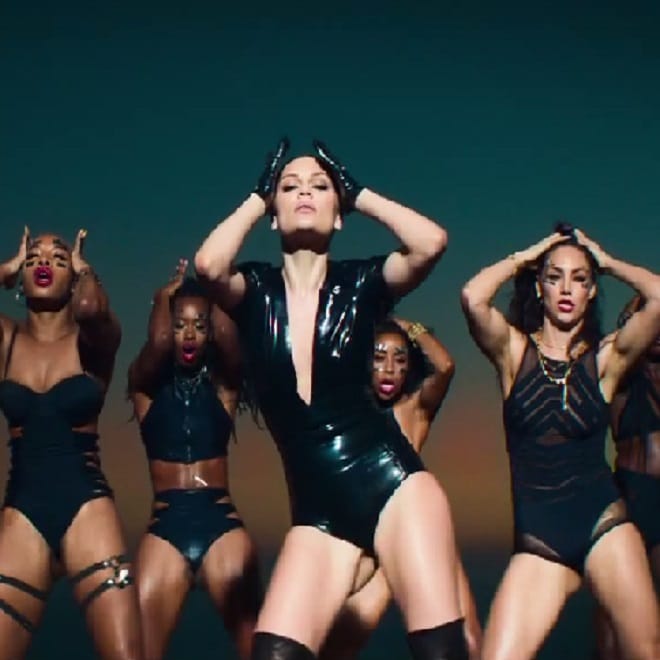 Jessie J featuring 2 Chainz - Burnin' Up